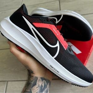 NIKE AIR ZOOM PEGASUS 40 BLACK RED